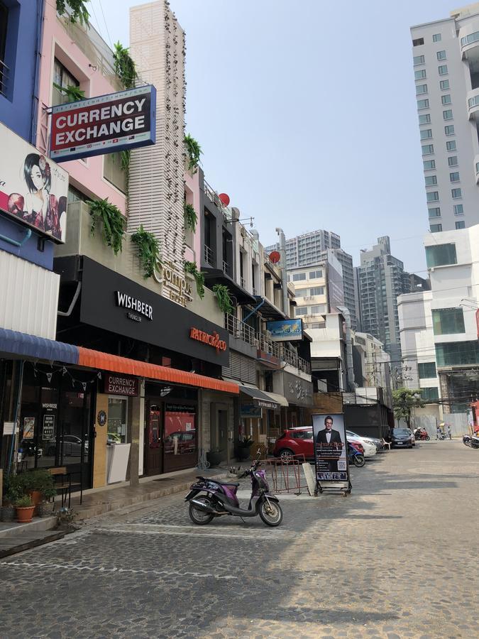 The Campus Hostel Bangkok Exterior photo